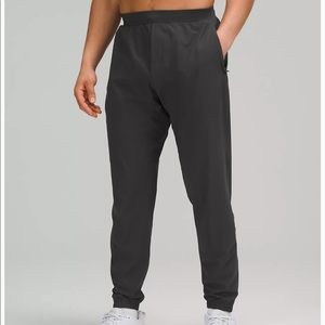Lululemon surge jogger size medium
